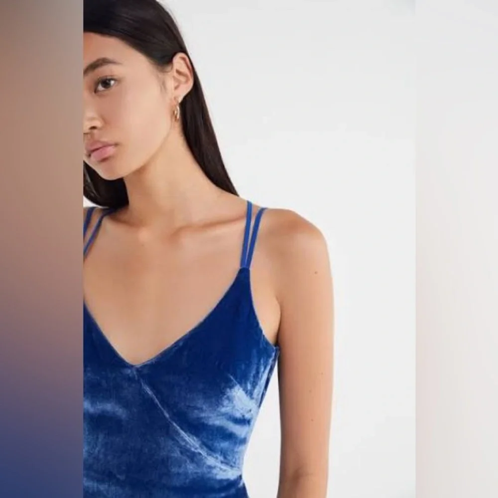 For Love & Lemons Nadine Cobalt Blue Velvet Maxi Dress M Plunging Slit - Picture 3 of 8